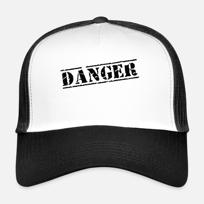 danger danger danger attention Casquette trucker 