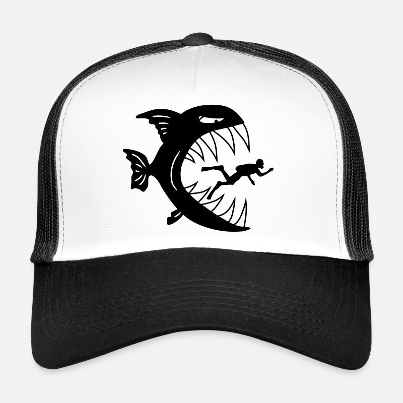 Monster Fish Eats Diver - Trucker Cap - Weiß/Schwarz