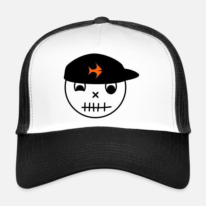 Souriant avec un bonnet à poisson Casquette trucker 