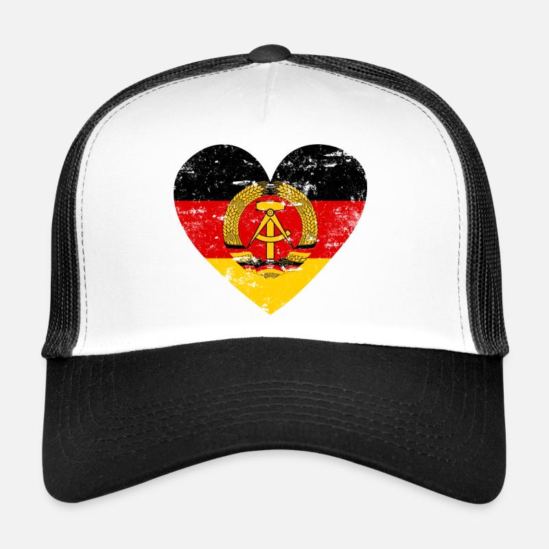 DDR Flaggenherz Trucker Cap