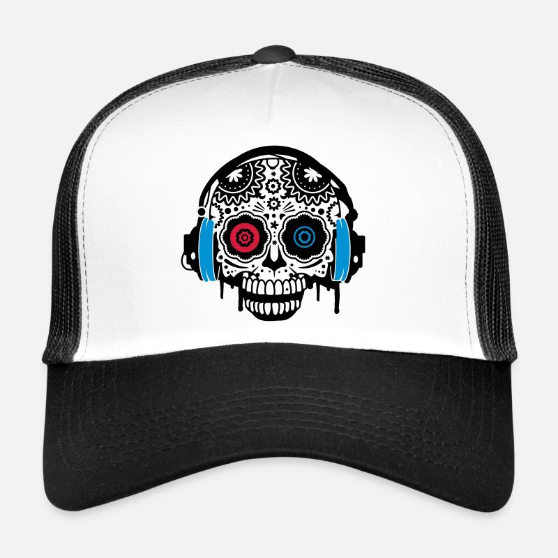 A Sugar Skull with headphones - Trucker Cap - white/black