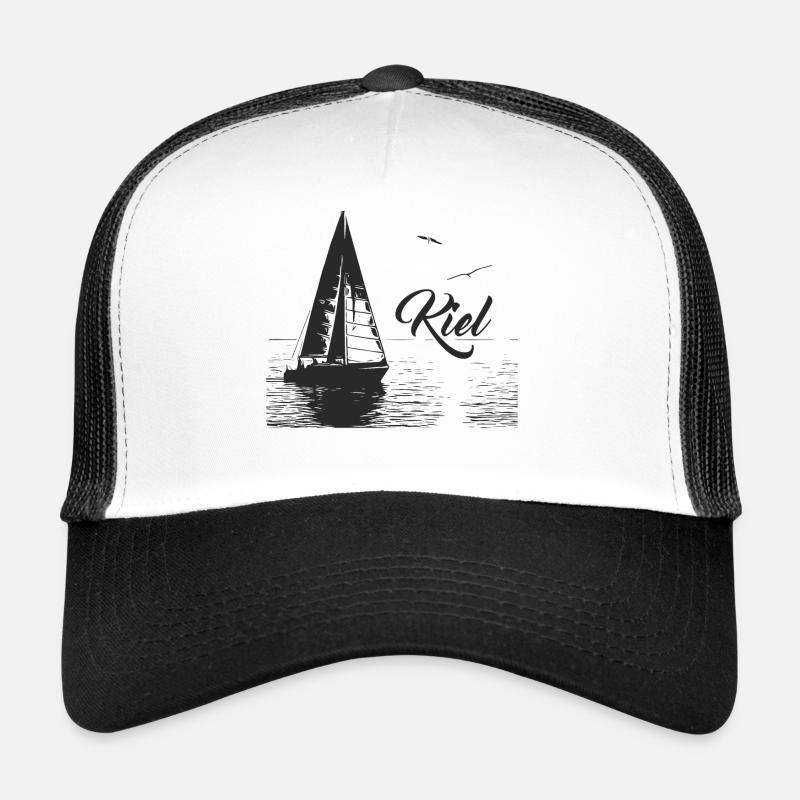 Kiel Segelboot und 2 Möwen - Trucker Cap - Weiß/Schwarz