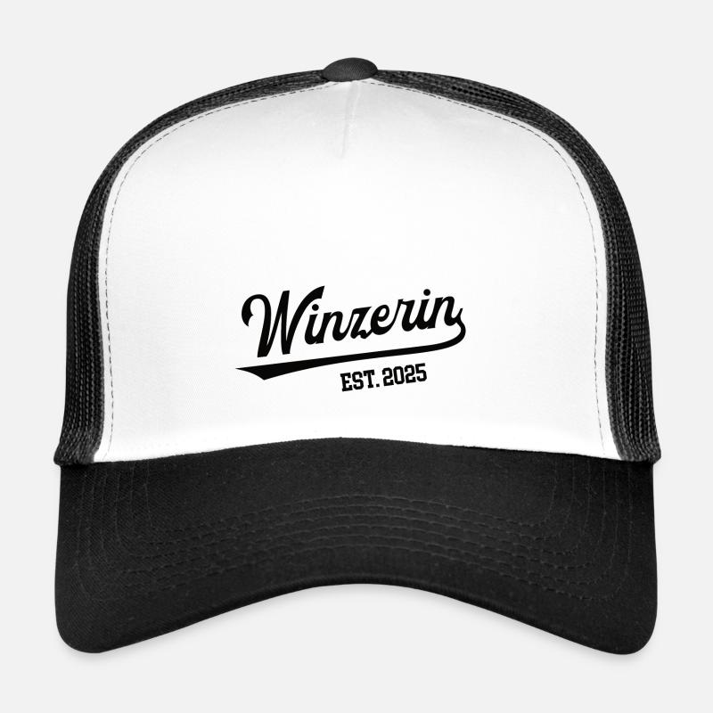 Winzerin in 2025 Beruf Winzerei Weinbauerin Chefin Trucker Cap