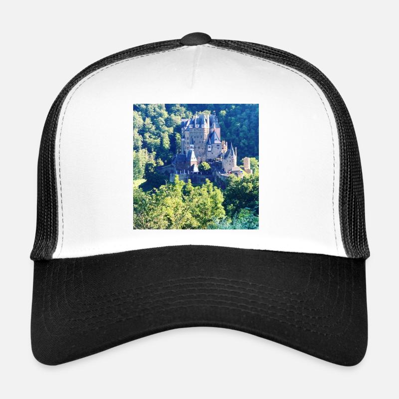 Forest castle in the countryside - Trucker Cap - white/black