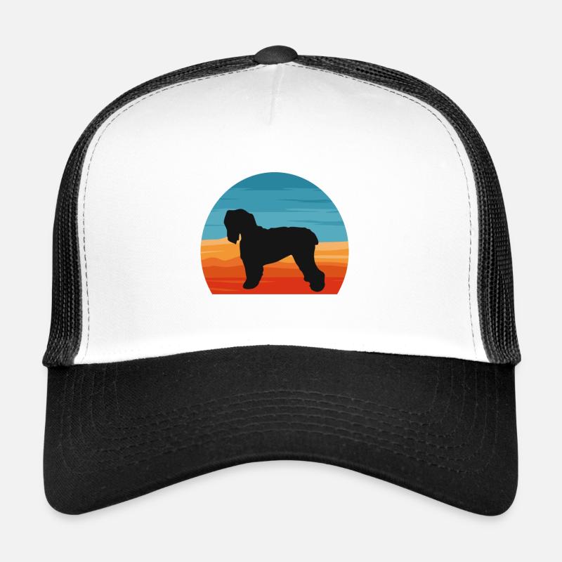 Noir Terrier Russe Chien Silhouette Rétro Coucher de Soleil Casquette trucker 