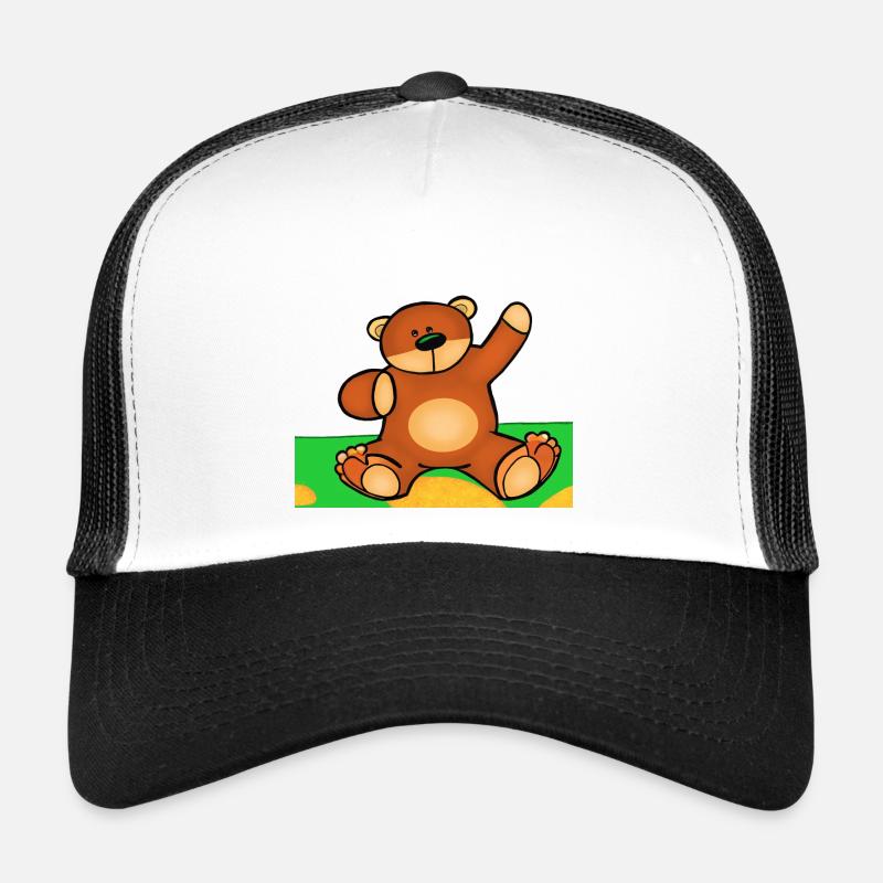 Cute little teddy bear sitting in the grass - Trucker Cap - white/black