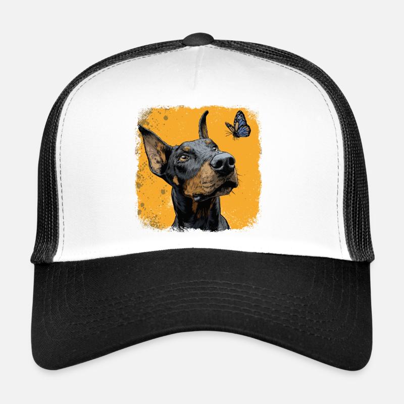 Drôle de doberman et de papillon sur orange Casquette trucker 