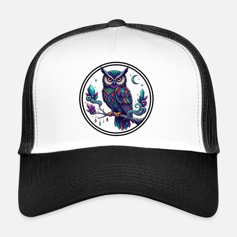 Kristall-Eulenzauber in Mitternachtsfarben Trucker Cap