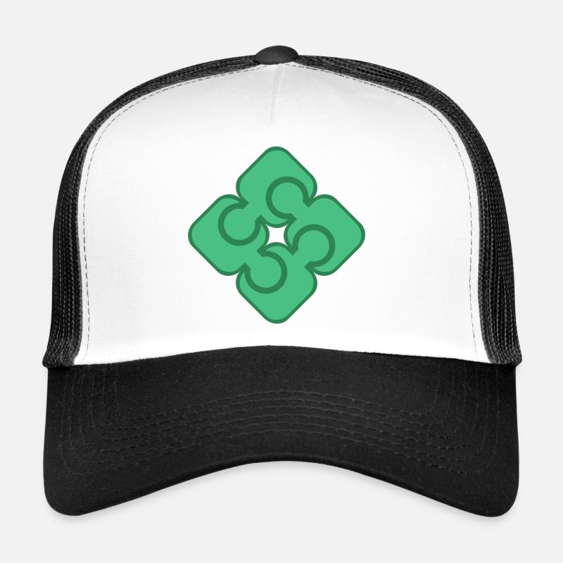 Interlocking Clover Motif - Trucker Cap - white/black