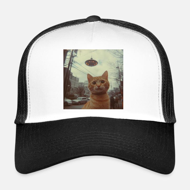 UFO cat over neon city - Trucker Cap - white/black
