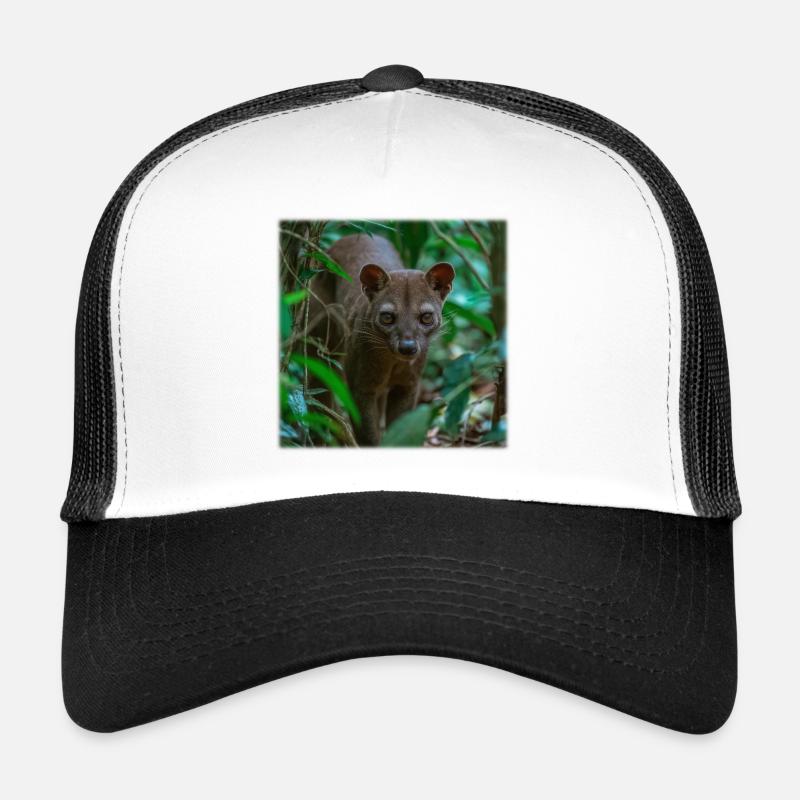 Fossa rare – Chasse silencieuse dans la forêt tropicale Casquette trucker 