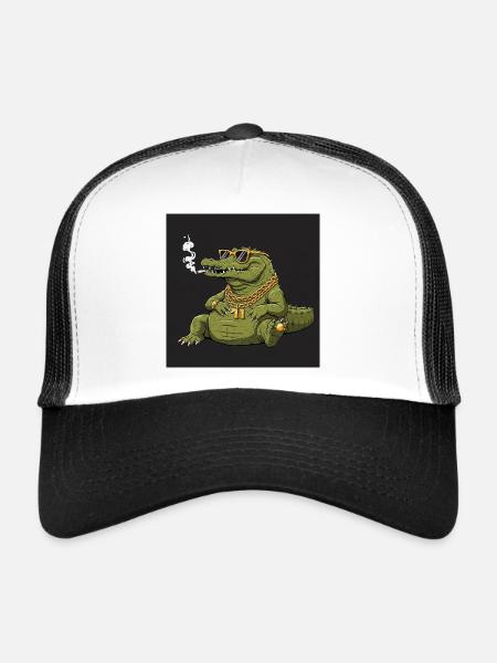 Rauchendes Krokodil mit Goldkette und Sonnenbrille - Trucker Cap - Weiß/Schwarz - Vorne