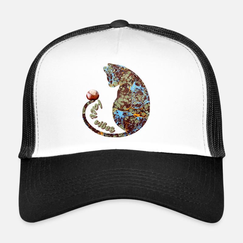 Cat with chestnut E 85 Trucker Cap