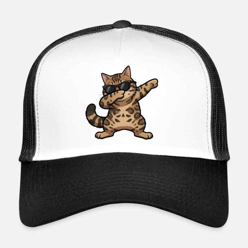 Chat du Bengale en train de s’essuyer Casquette trucker 
