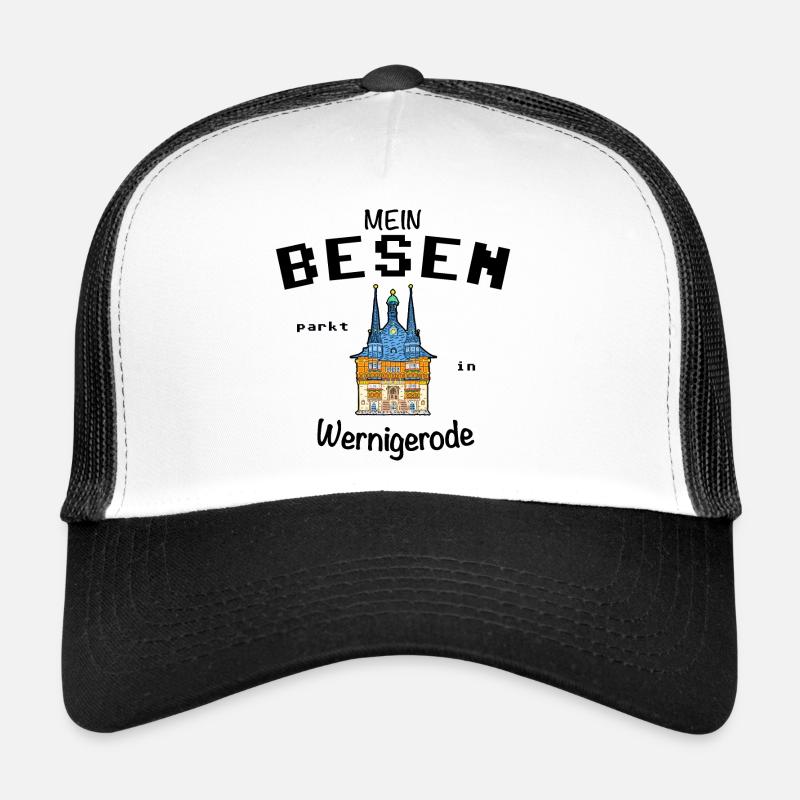 Mein Besen parkt in Wernigerode, Hexen, Fun Lustig - Trucker Cap - Weiß/Schwarz