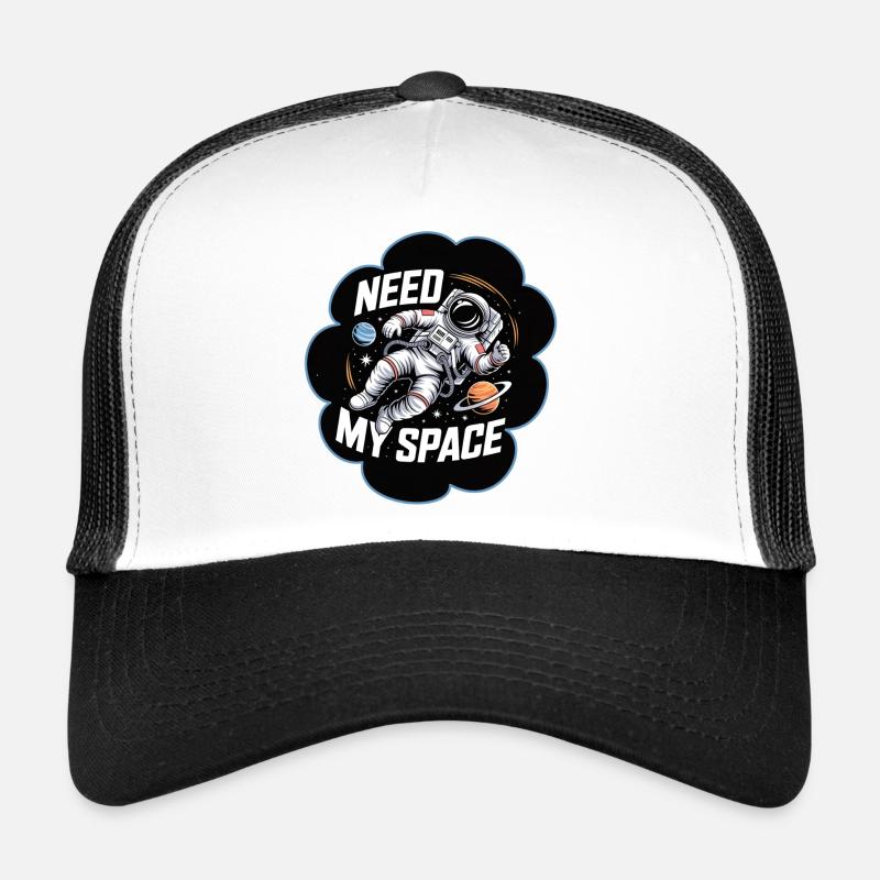 Need My Space Astronaut All - Trucker Cap - Weiß/Schwarz