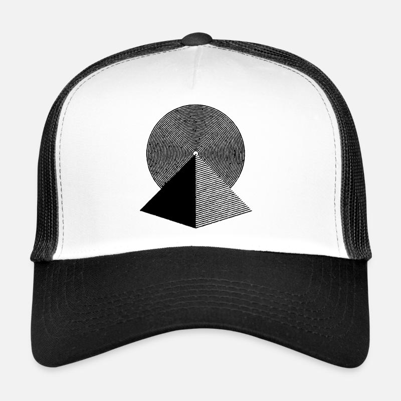 PYRAMID Trucker Cap