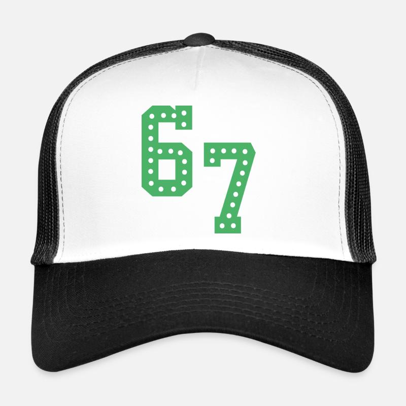 6 7 – Un design de texte minimaliste tendance, Casquette trucker 