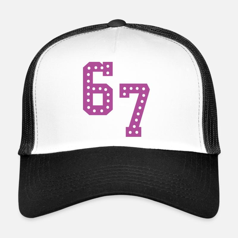 6 7 – Trendiges, minimalistisches Textdesign, Trucker Cap
