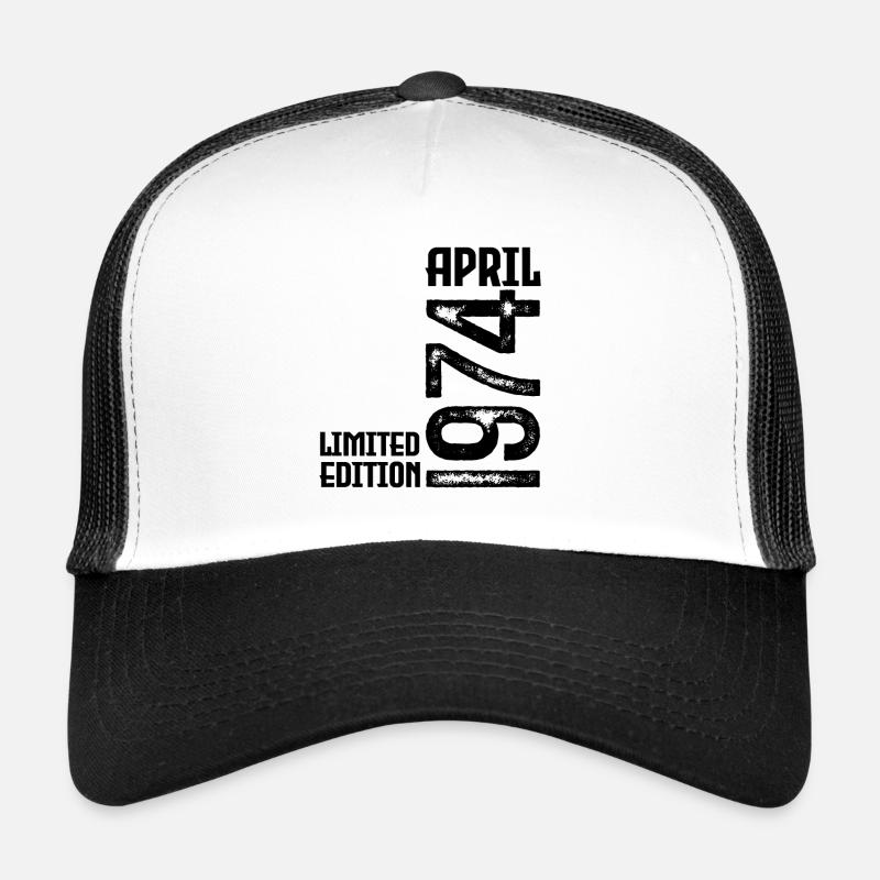 Geschenk April 1974. Geburtstag April 1974. April. - Trucker Cap - Weiß/Schwarz