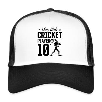 This little Cricket Player is 10 Years Old - 10th - Trucker Cap - Weiß/Schwarz - Vorne