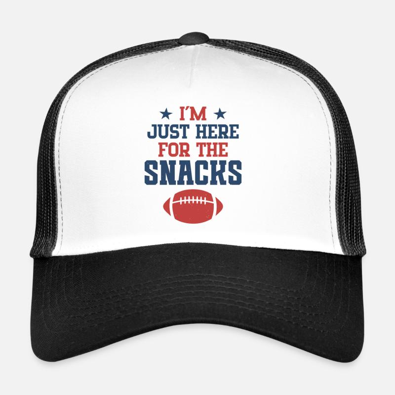 Ich bin nur wegen der Snacks hier Trucker Cap