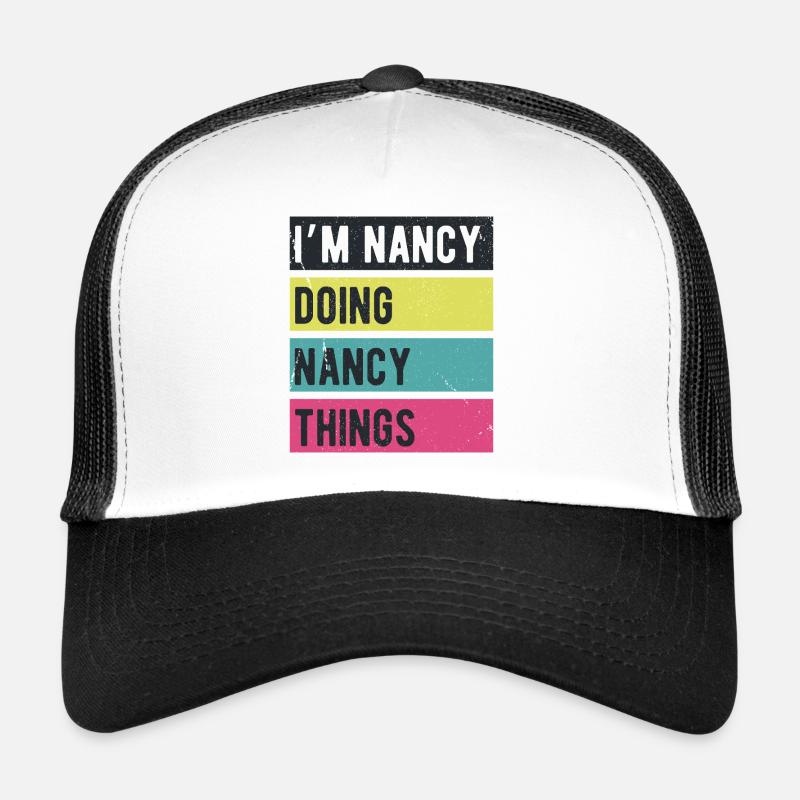 Je suis Nancy qui fait des couleurs rétro de Nancy Things Casquette trucker 