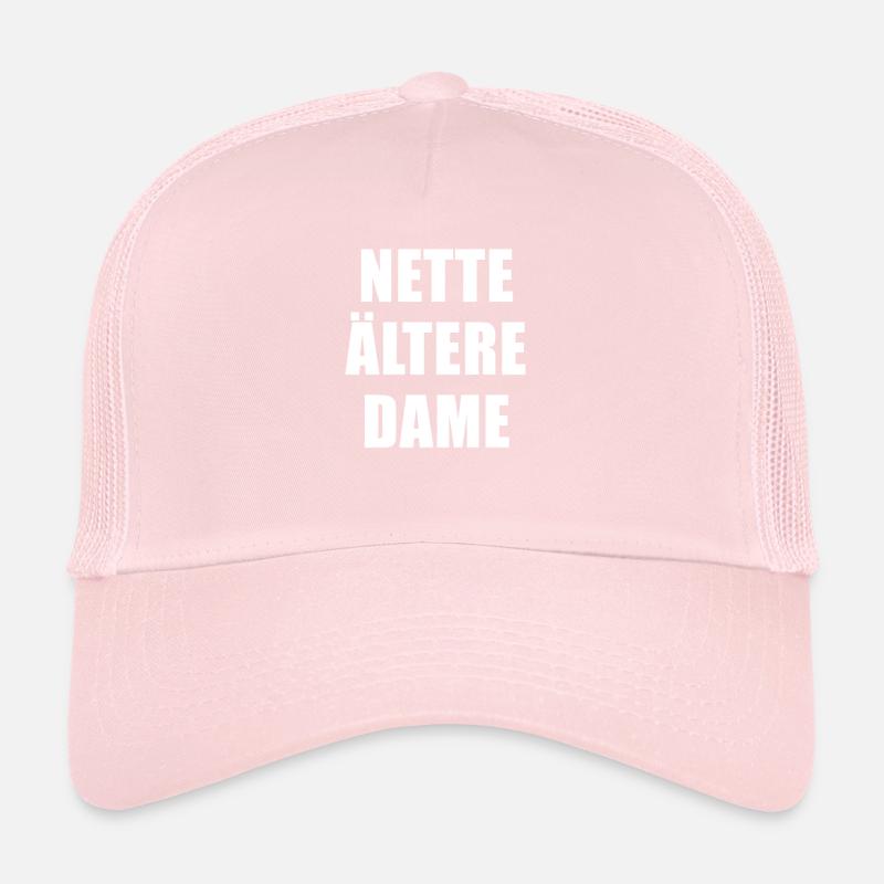 Nette Ältere Dame Trucker Cap