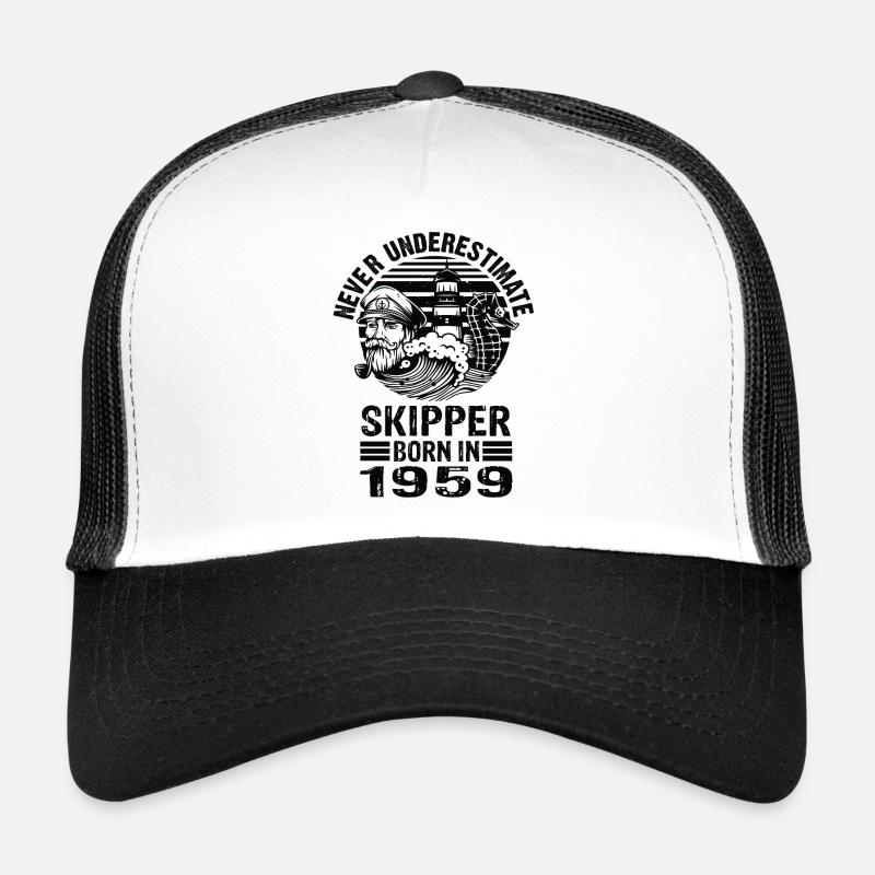 Never Underestimate Skipper né en 1959 Casquette trucker 