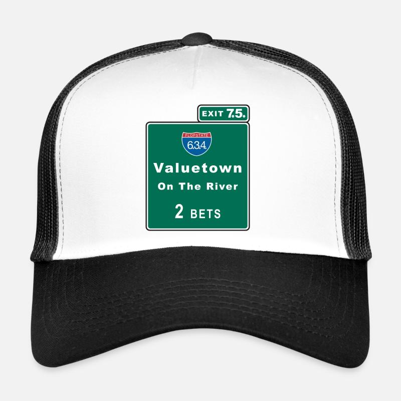Poker Design Valuetown -straight flush - Shield Trucker Cap