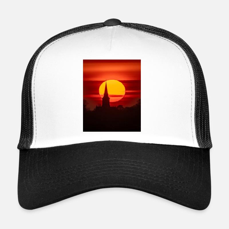 lever du soleil Église Sainte-Marie Garforth Leeds Casquette trucker 