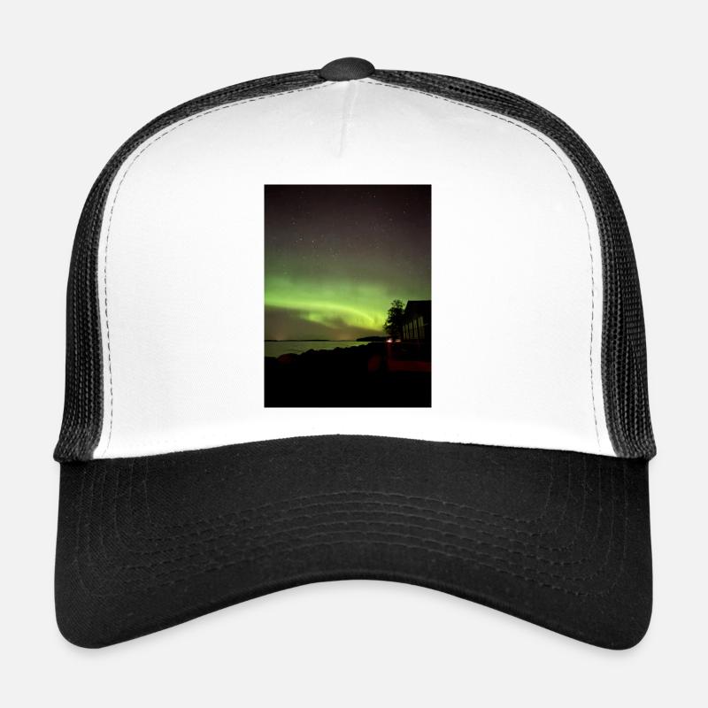 Northern Lights on the beach at night - Trucker Cap - white/black