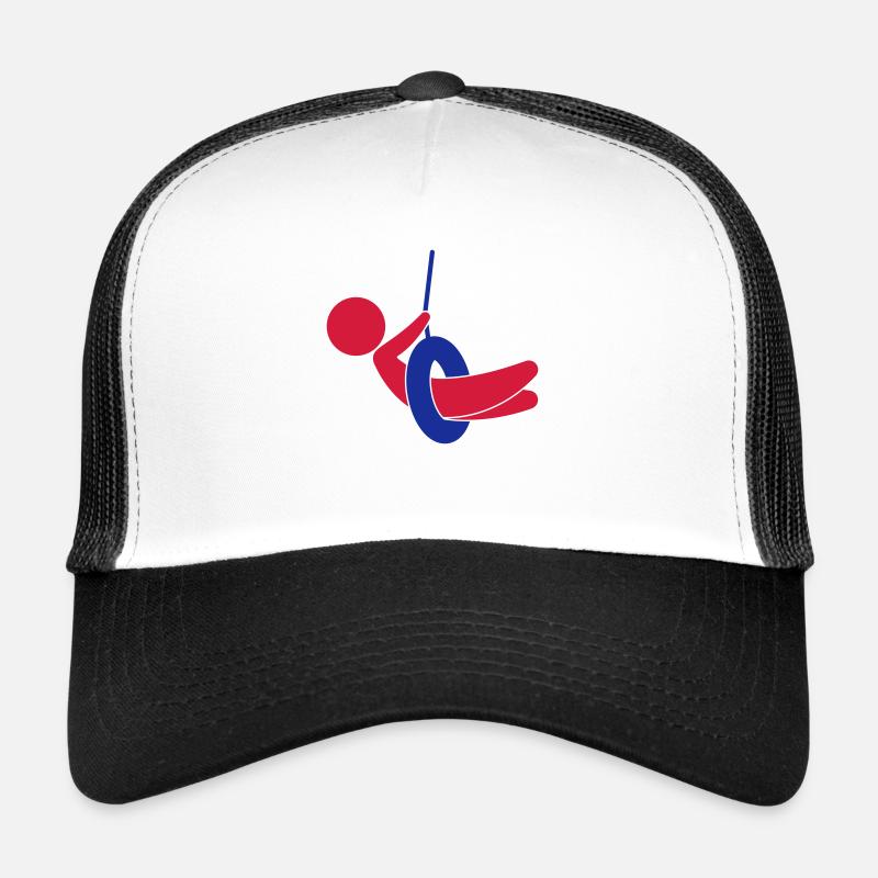 Enfant assis sur une balançoire Casquette trucker 