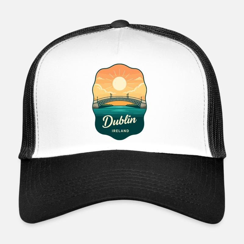 Insigne rétro du coucher de soleil de Dublin Ha’penny Bridge en Irlande Casquette trucker 