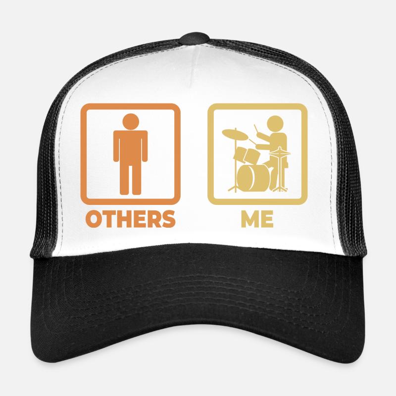 Figurine bâton de batteur Casquette trucker 