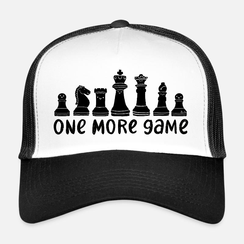 Schachritter Motiv – One More Game Trucker Cap