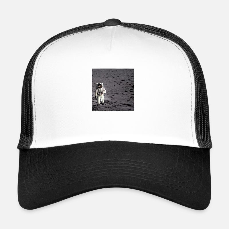 Astronaut on the moon Trucker Cap