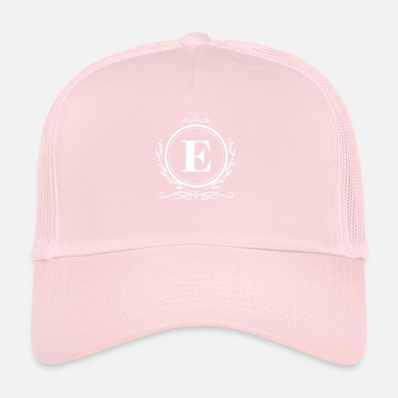 lettre e décoration Casquette trucker 