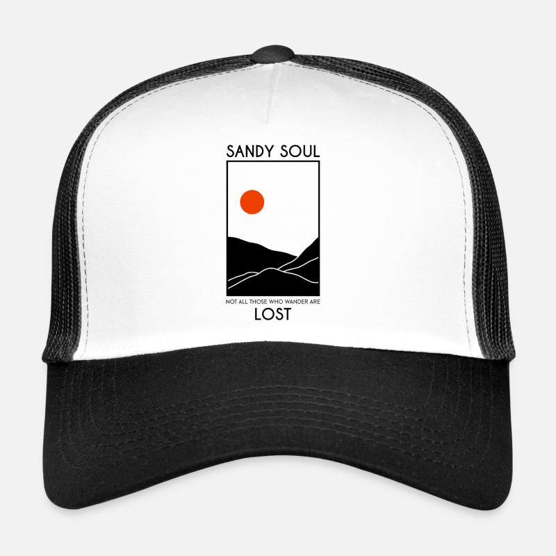 Déserts de sable / dunes de sable avec un soleil rouge Casquette trucker 