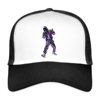 Rapper mit einem mutigen Stil in lila Satin-Jogginghose - Trucker Cap - Weiß/Schwarz - Vorne