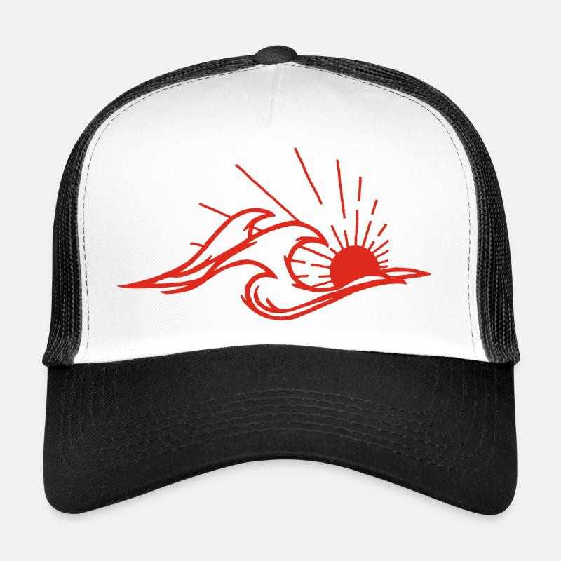 The waves and the red sun Trucker Cap