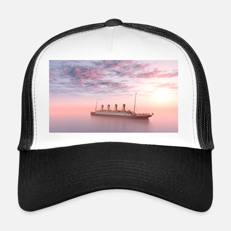 Historisches Passagierschiff Titanic auf hoher See - Trucker Cap - Weiß/Schwarz