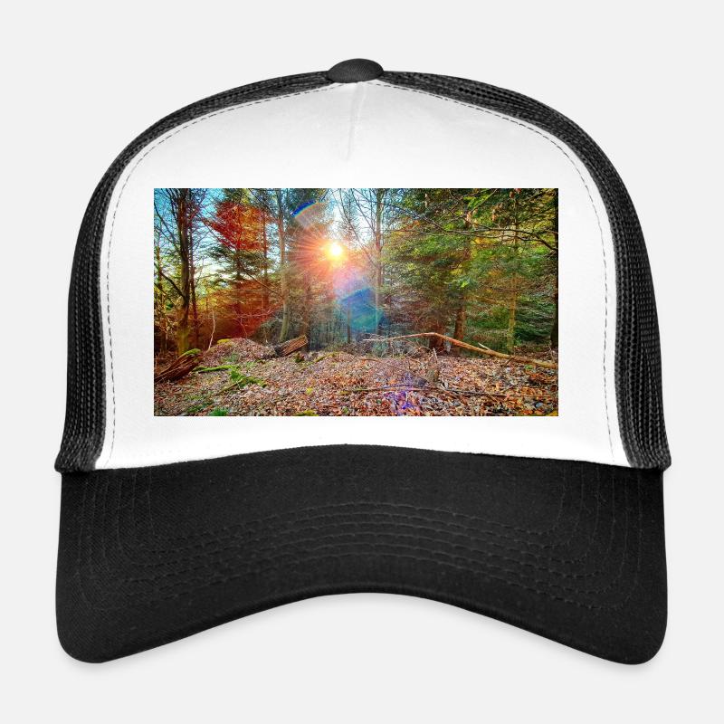 Sunlight in the autumn forest - Trucker Cap - white/black