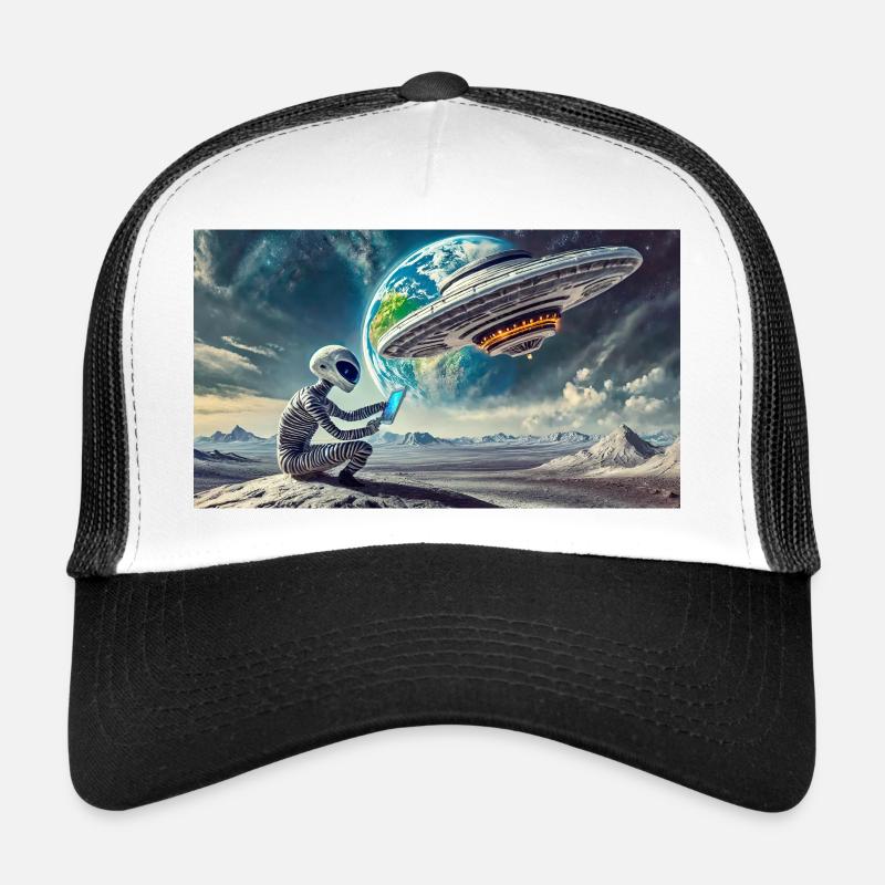 extraterrestre gris sur la surface de la lune - pilotant un OVNI. Casquette trucker 