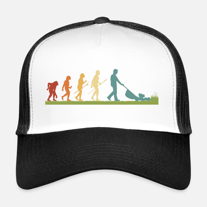 Mann mäht Rasen EVOLUTION Kleingarten Rasenmäher Trucker Cap