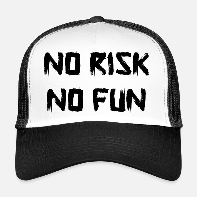 No Risk No Fun Schrift schwarz Trucker Cap