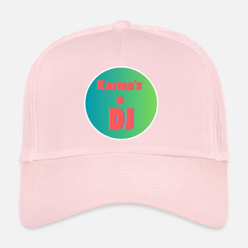 Karma est un DJ Casquette trucker 