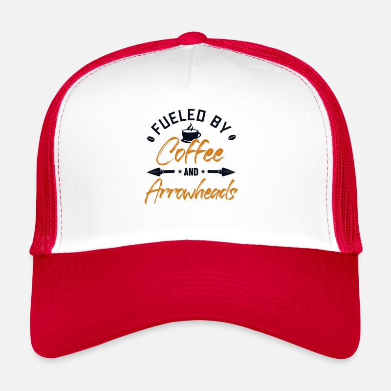 Alimenté par le café et les pointes de flèches Casquette trucker 