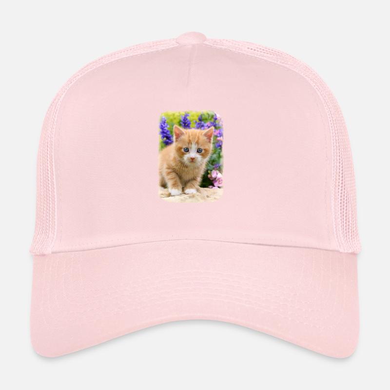 cher chaton mignon dans jardin fleuri Casquette trucker 