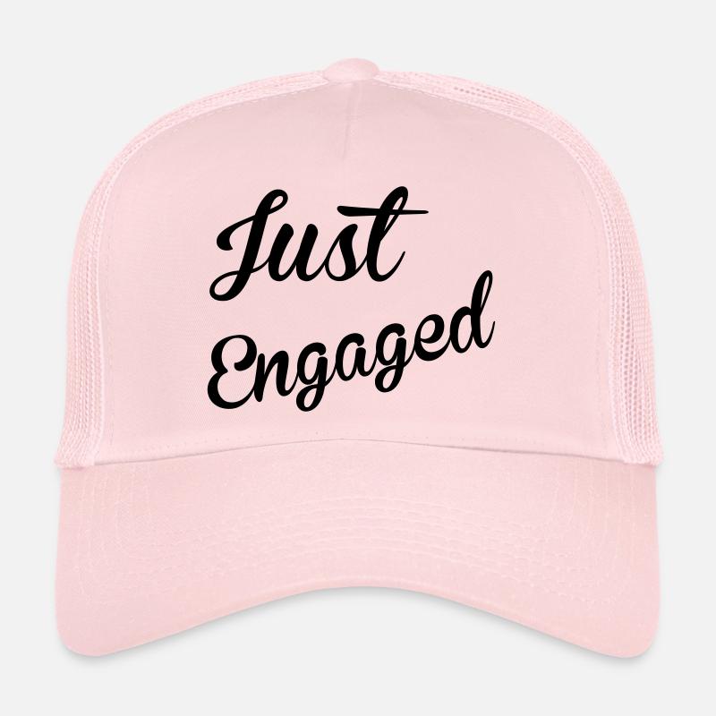 Just Engaged - Trucker Cap - pale pink